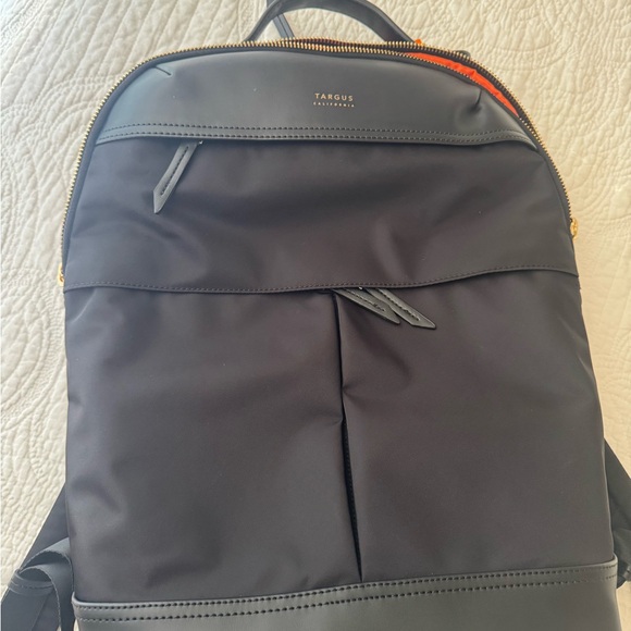Targus Black Backpack - Picture 1 of 3